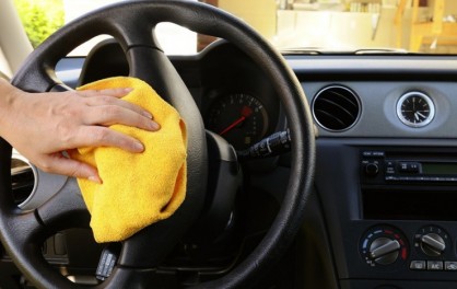 Những dụng cụ vệ sinh ô tô cần thiết